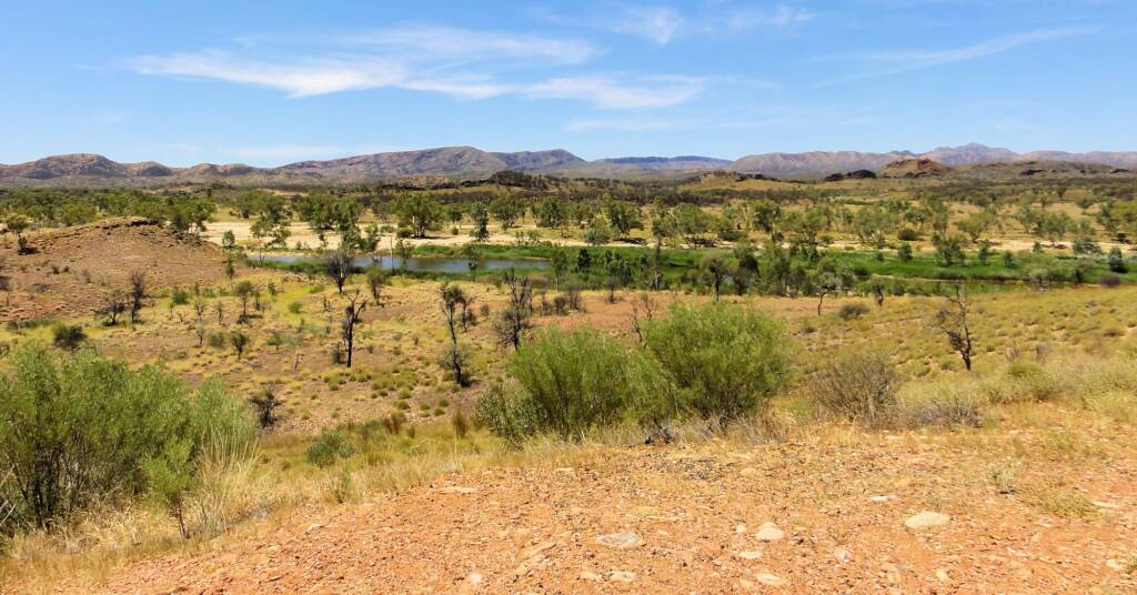 View from Mount Sonder Lookout across the Finke River