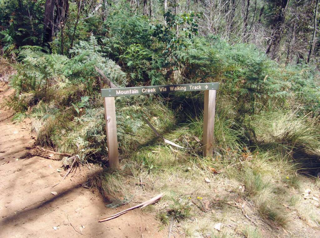 Signage Mountain Creek Walking Track, VIC