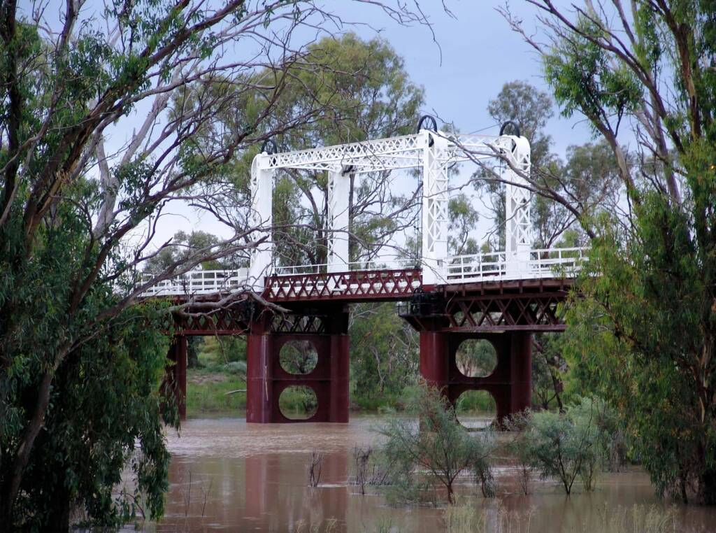 Lift-up section of the historic North Bourke Bridge, NSW