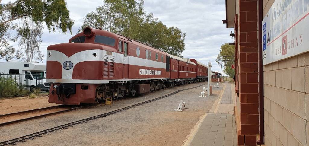 Old Ghan © Bev's Private Tours