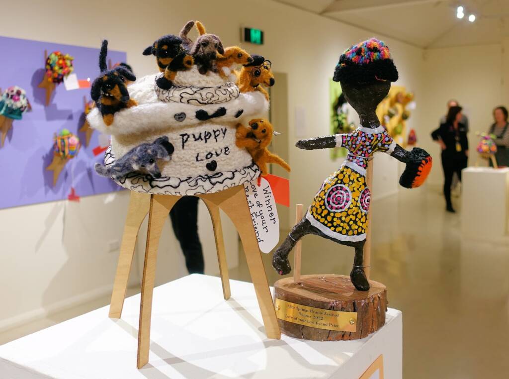 Award for "Puppy Love" by Marilyn Hunter - The Love of your Best Friend - 2022 Alice Springs Beanie Festival
