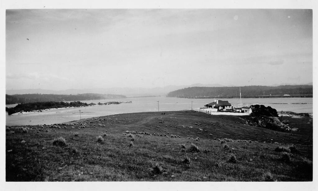 Fig 1 View of South Heads Moruya and the River Pilot's cottage in 1941