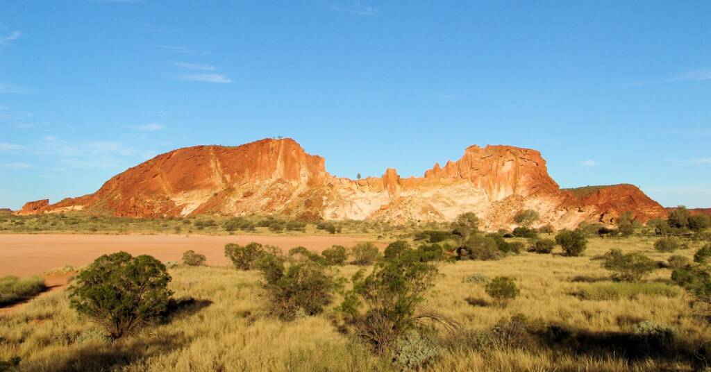 Wurre (Rainbow Valley) Cultural Tours